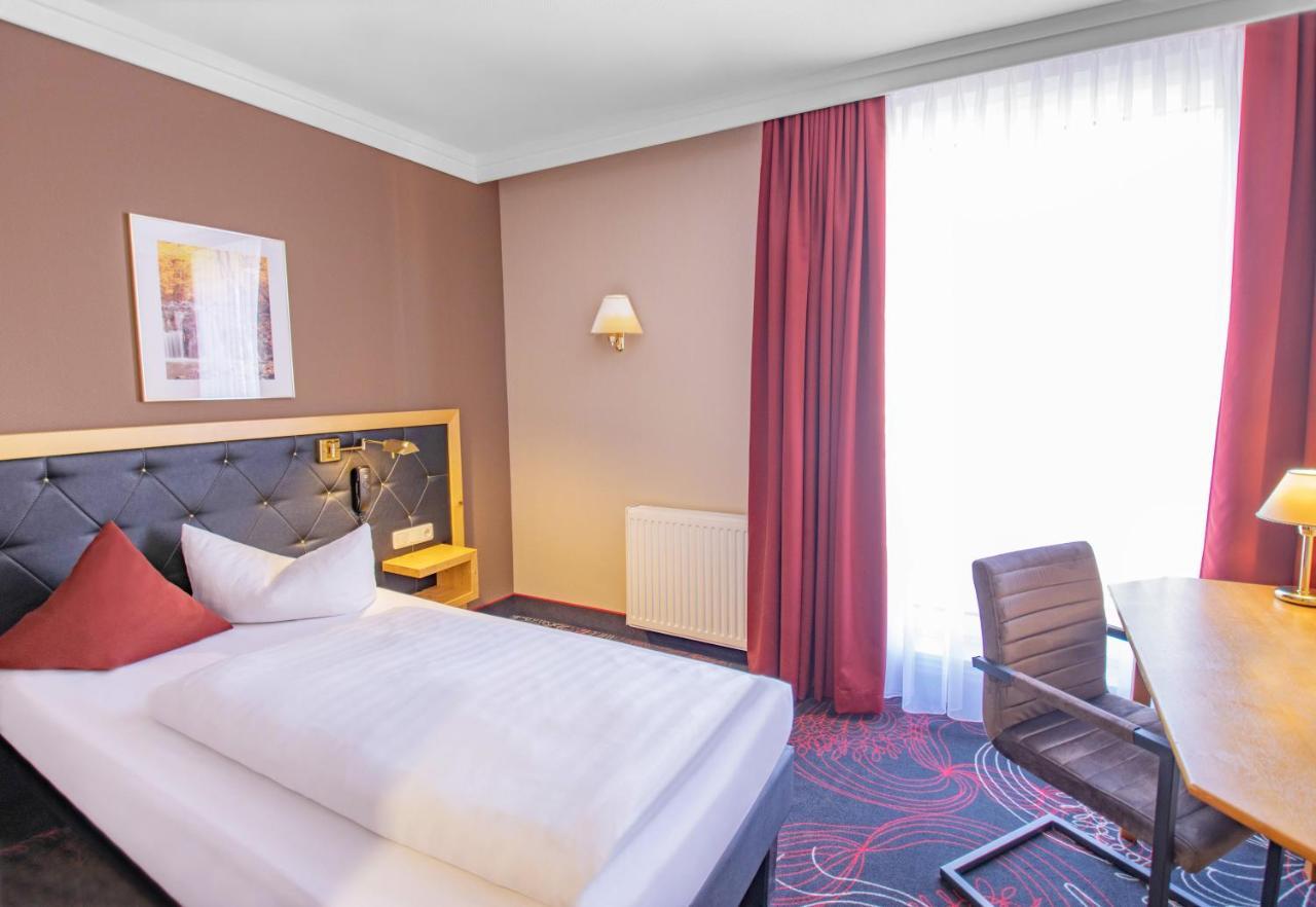 Hotel Tanne Ilmenau Esterno foto